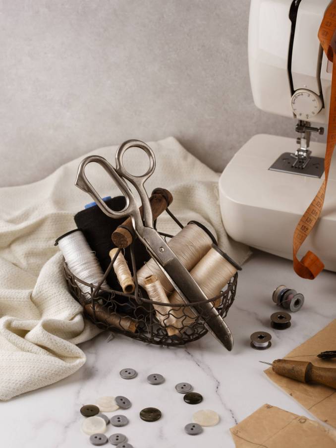 tailoring-items-arrangement-still-life (1)